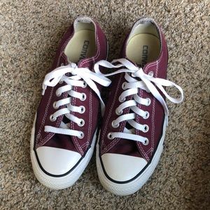 Custom Consverse - Maroon & Grey with Hounds on Heel